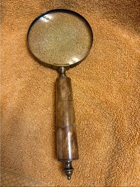 Wood Handle Magnifying Glass - Brown